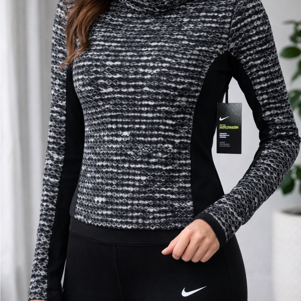 Nike Women's Black/Grey Long Sleeve Performance Tee